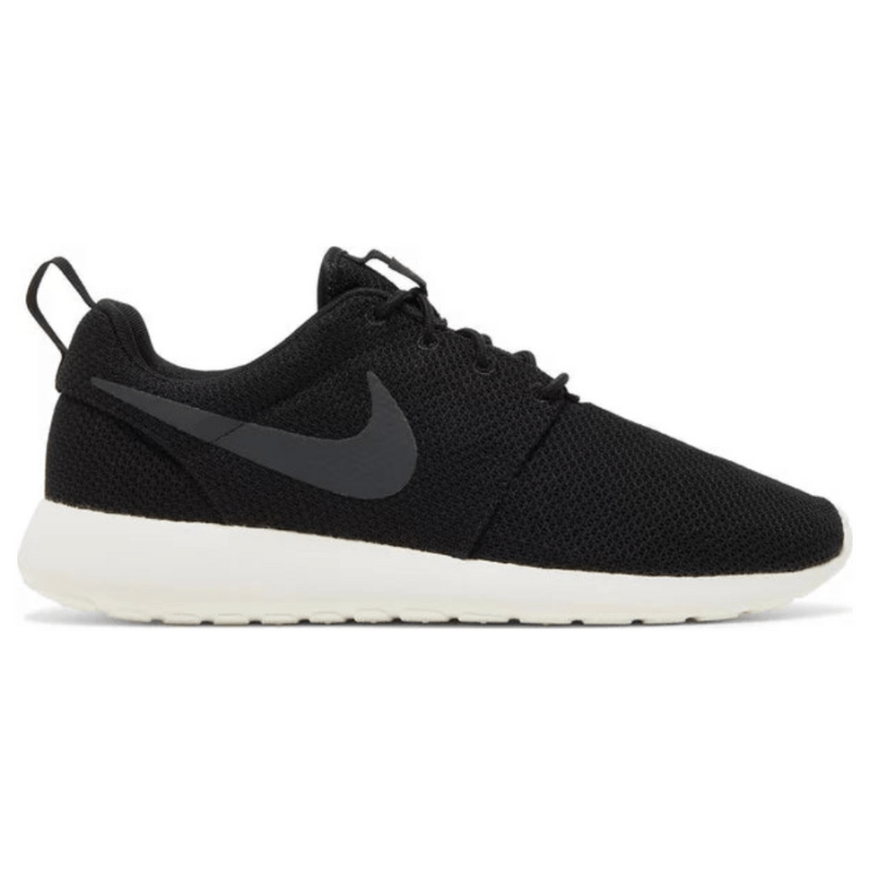 Roshe black nike shoes shop
