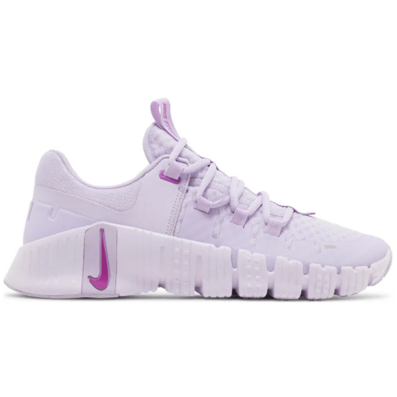 Women s Nike Free Metcon 5 Lilac Bloom Vivid Purple Fresh Out Sneakers