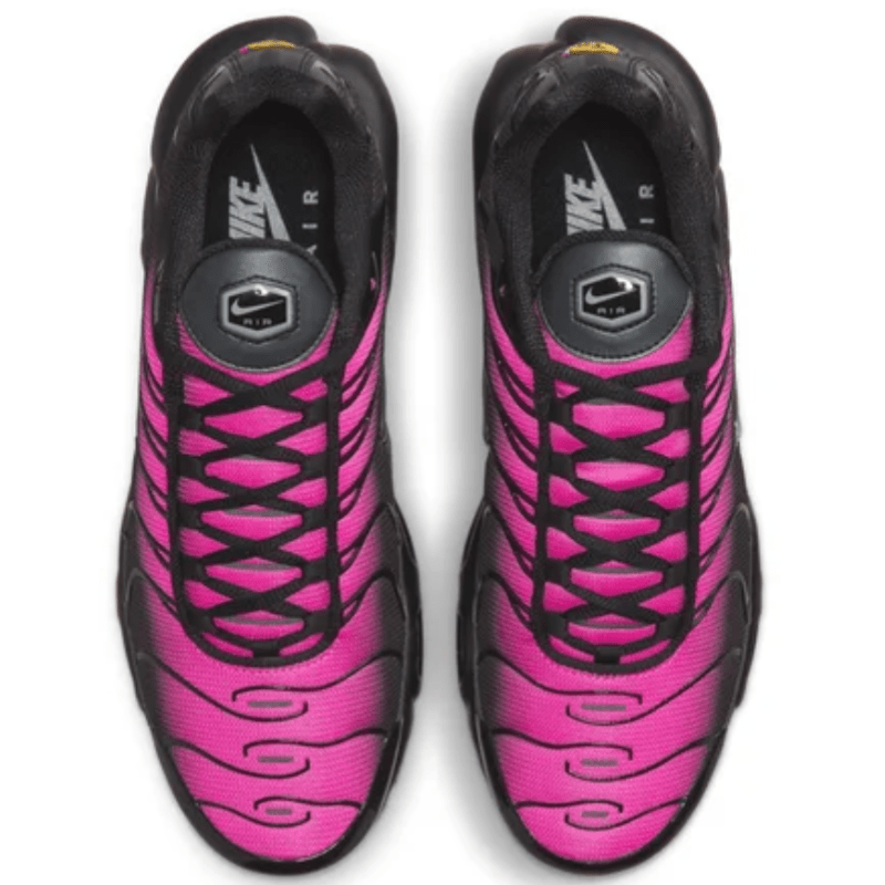 Nike sales tn pink